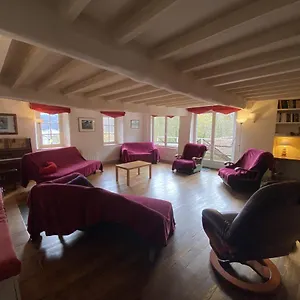 Maison Située Au Val De Baubère, Petite Vallée à Coté Du Village De Hébergement de vacances